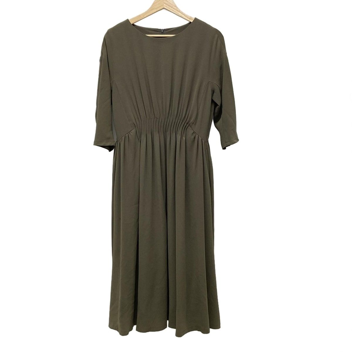 Leilian(レリアン) ワンピース サイズ9 M レディース - カーキ クルー
