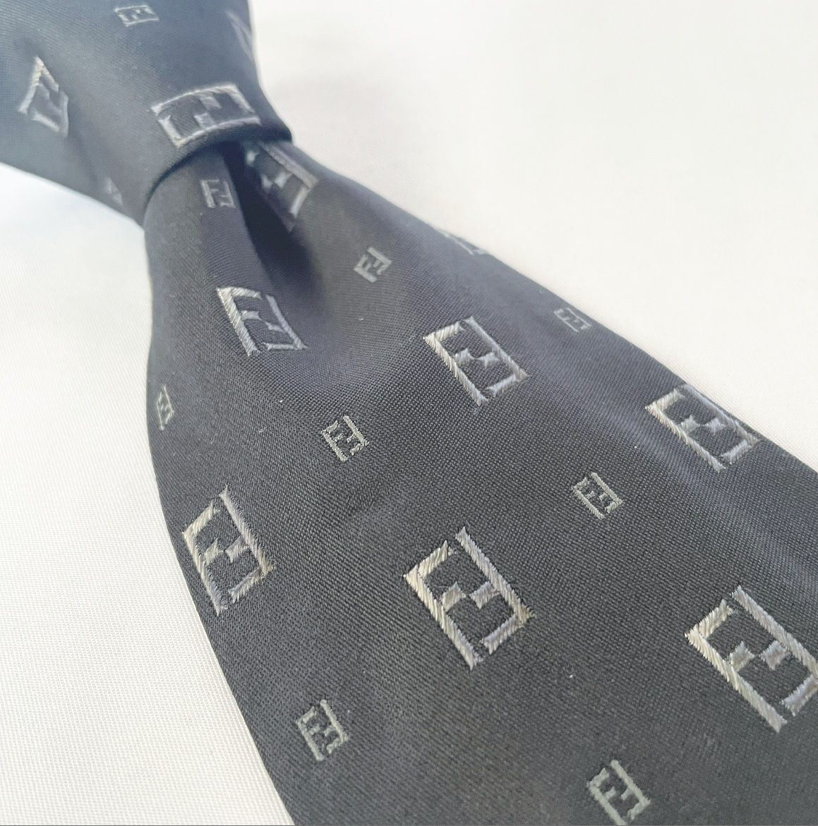 ✱FENDI フェンディ
