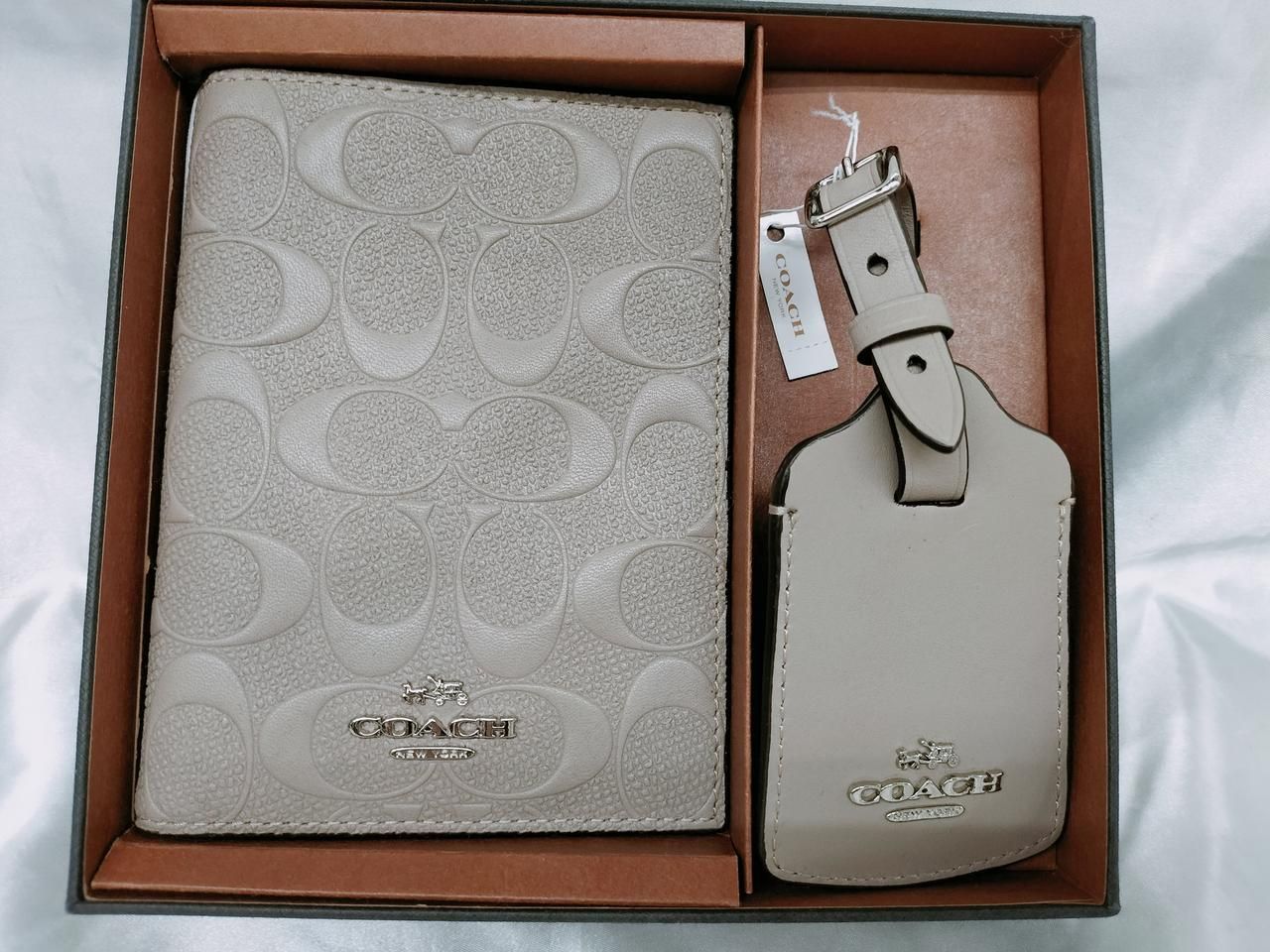 コーチ COACH パスポートケース＆ラゲッジタグ セット 65545 B Passport Case - Luggage Tag Set