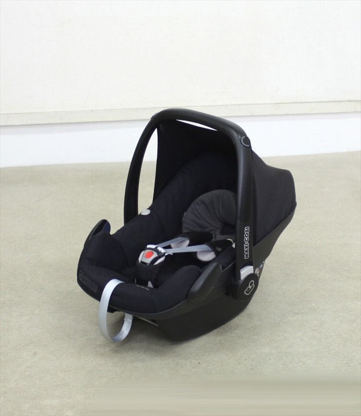 マキシコシ ペブル ブラックレイベン MAXI-COSI Pebble 新生児