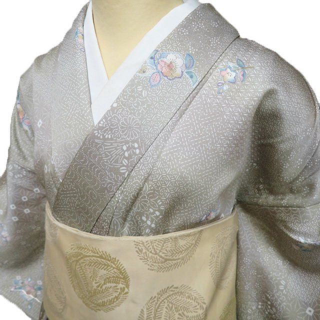 小紋 着物 中古 正絹 単衣 カジュアル 花模様 割付文様 利休白