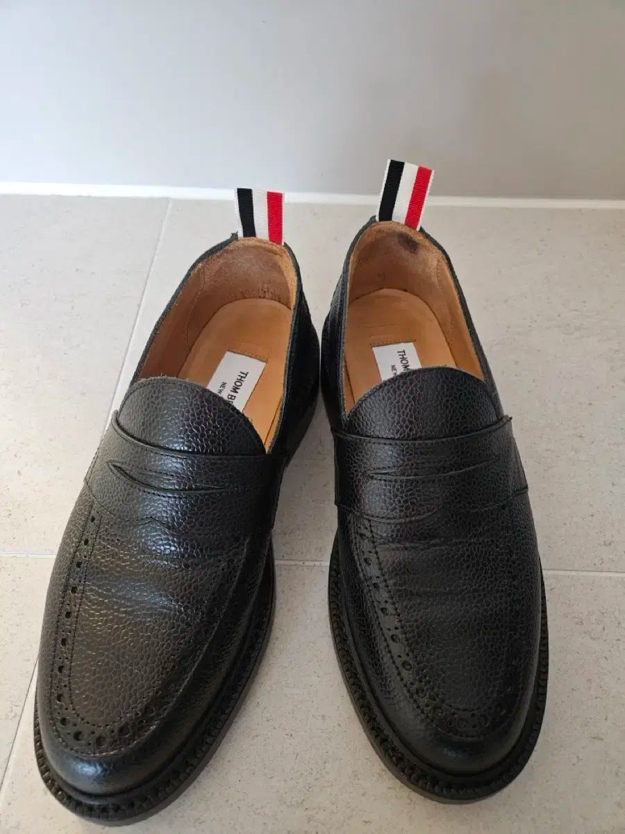 Thom Browne ペブルグレイン軽量ラバーソールペニーローファー Thom