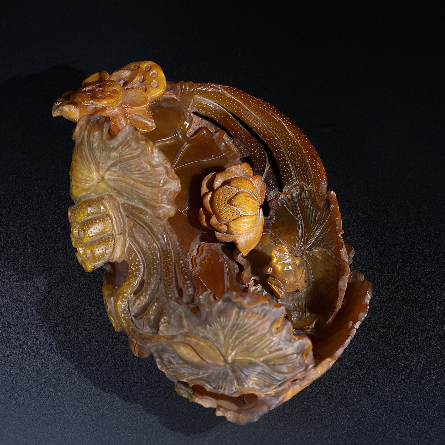 旧家蔵出古美術　 細工彫刻　文房具筆洗　寿山石   時代物　アンティーク　骨董品 旧家蔵出し 角材細密彫 荷塘秋色筆洗 置物 文房賞物 供養品 古
