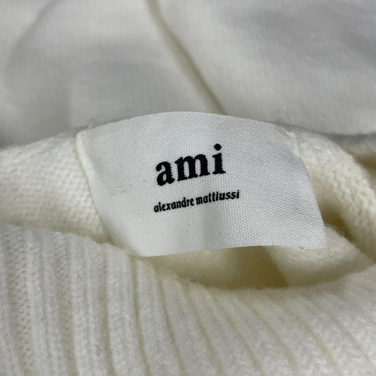 AMI PARIS】ファネルネック ハイネック タートルネック ニットセーター 