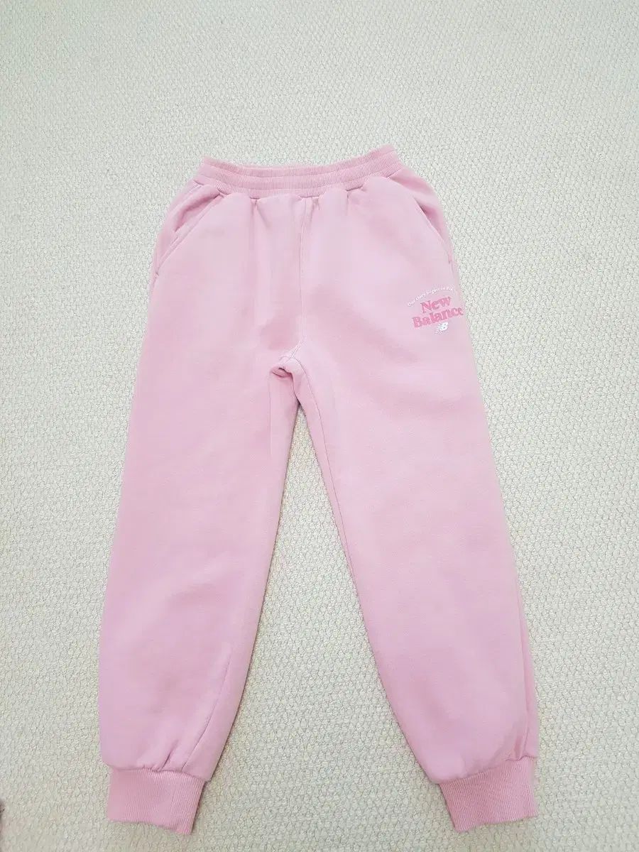 トレーニングパンツ