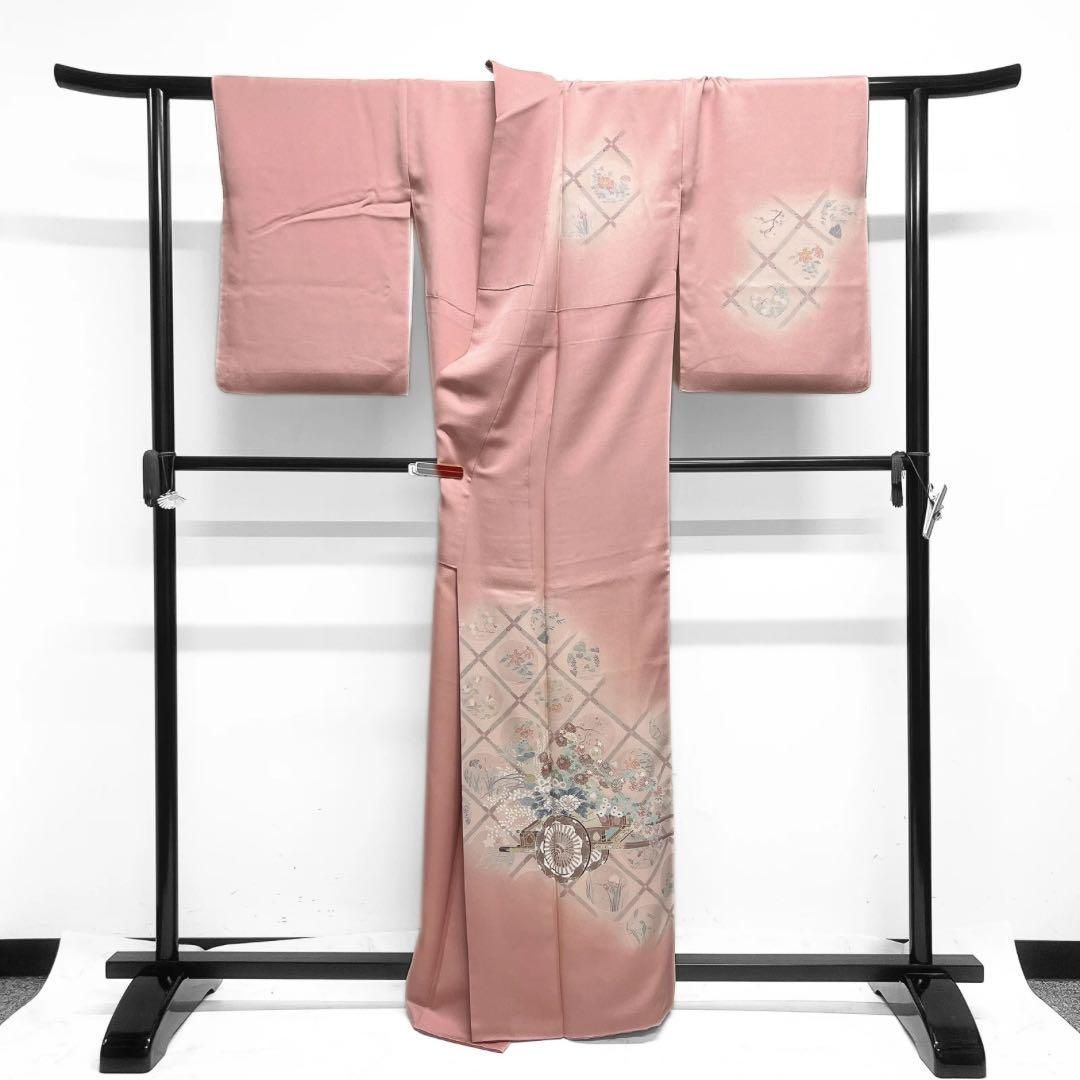 付け下げ 刺繍 花車 花紋 菱 菊 牡丹 葡萄 菖蒲 ピンク 着物 114a d 