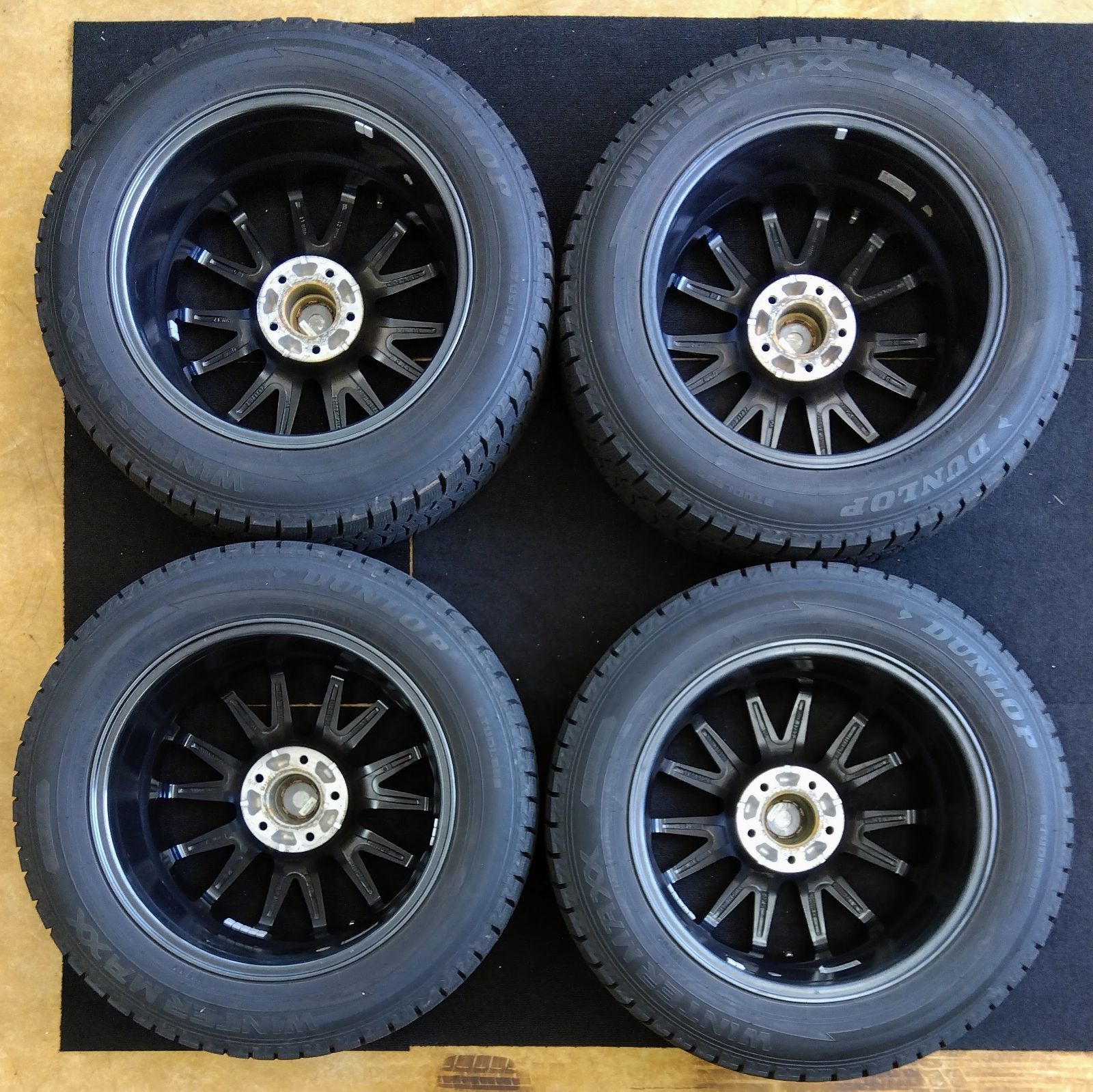 中古美品【バリ溝】2022年製 タイヤホイールセット 4本セット