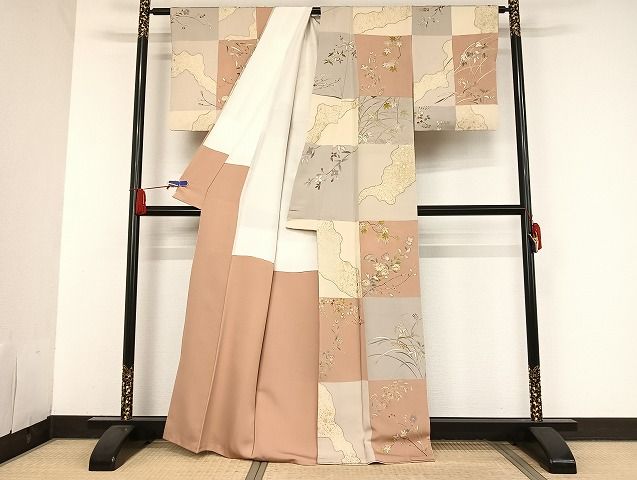 平和屋着物○創業460年・千總 小紋 駒刺繍 市松 草花 金糸 金彩 正絹