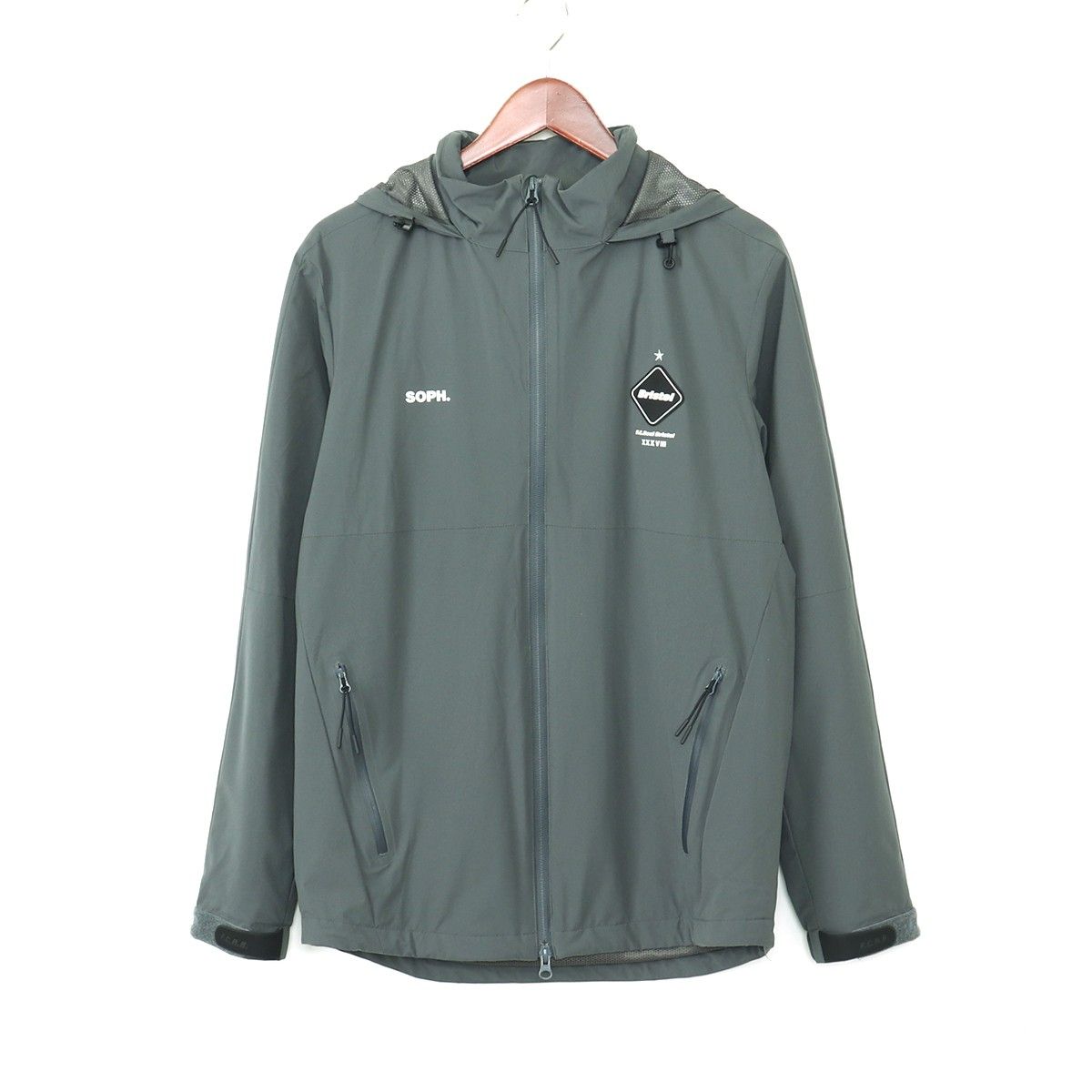 F.C.R.B. ユニオンジャックモデル WARM UP JACKET-