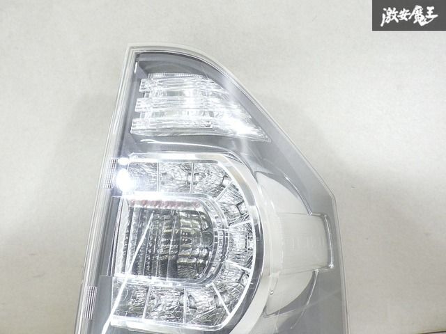ZRR70w/ZRR75wヴォクシー後期テールランプICHIKOH28-220 ZRR70w/ZRR75wヴォクシー後期テールランプICHIKOH28-220 - メルカリ
