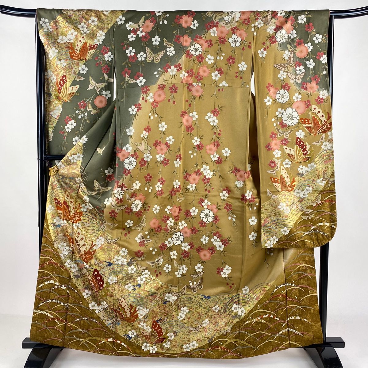 振袖 袋帯 4点セット 桜 蝶 金銀彩 身丈163cm 裄丈66cm M 正絹