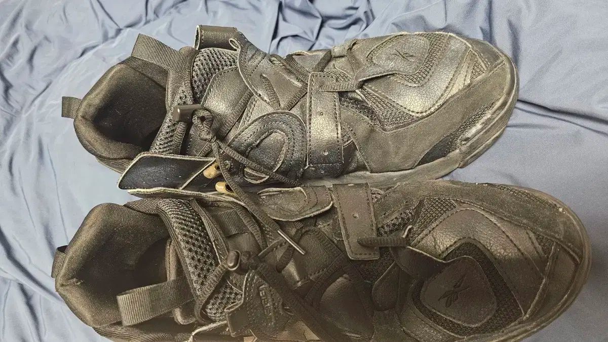 リーボック ヴェトモン U ブラック