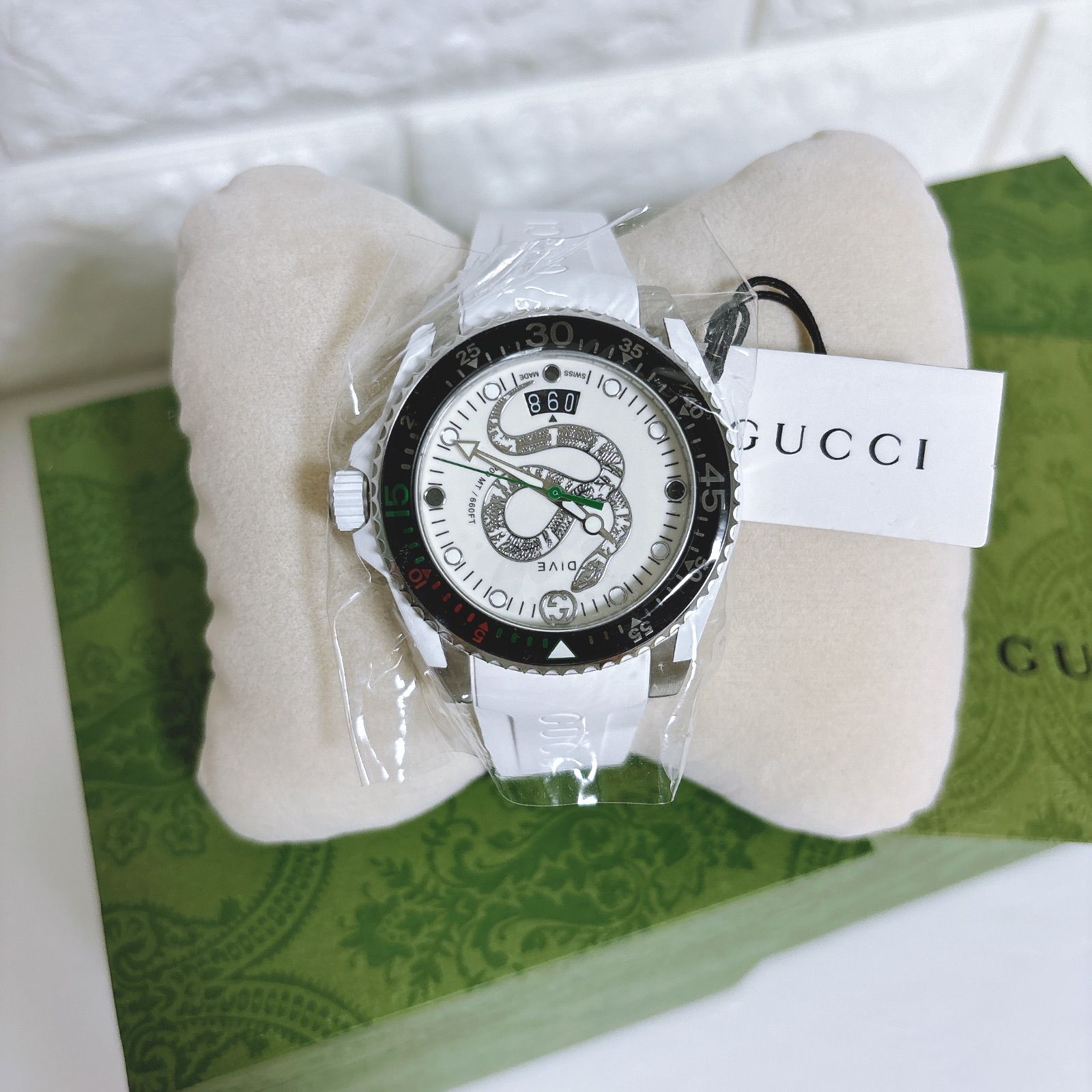 希少レア✨️超COOL】新品 GUCCI グッチ ダイブ Dive Quartz White