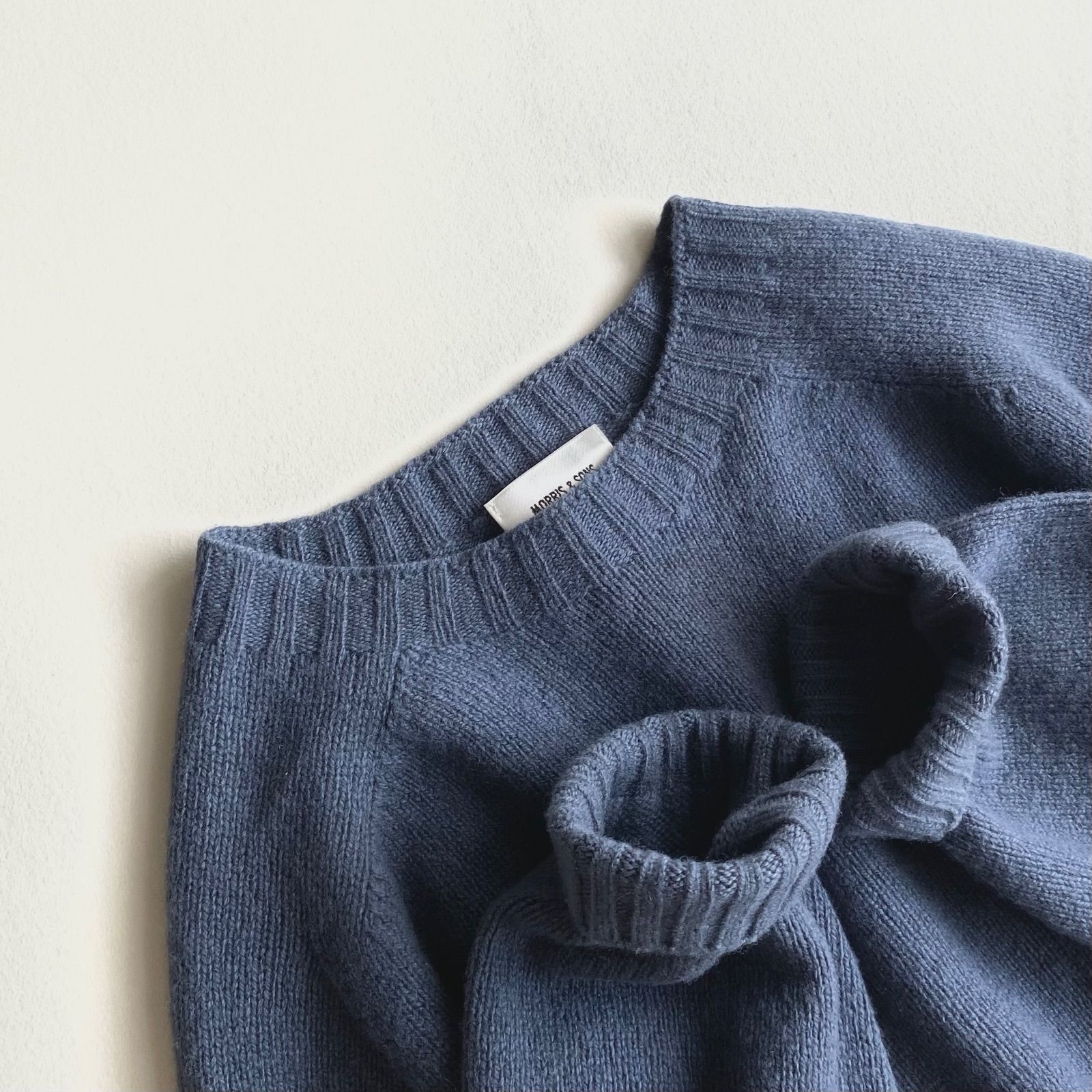 MORRIS & SONS イギリス製 ジーロンラム クルー ニット ブルーグレー