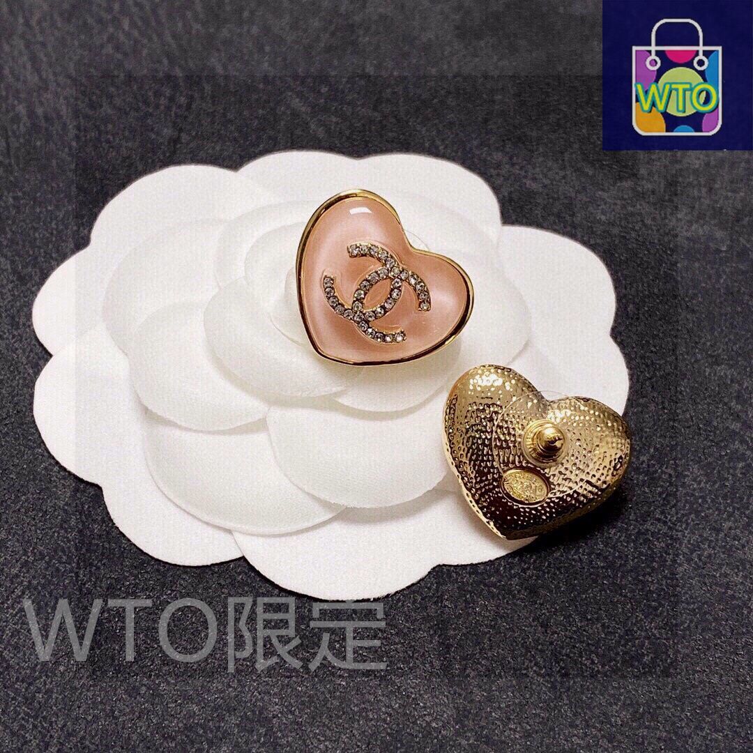 CHANEL ダブルC クラシックピアス ハートハート型ピアス ピンク CHANEL ダブルC クラシックピアス ハートハート型ピアス ピンク