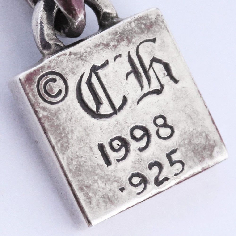 CHROME HEARTS フレームドCHプラスチャーム withシングルダイヤモンド 