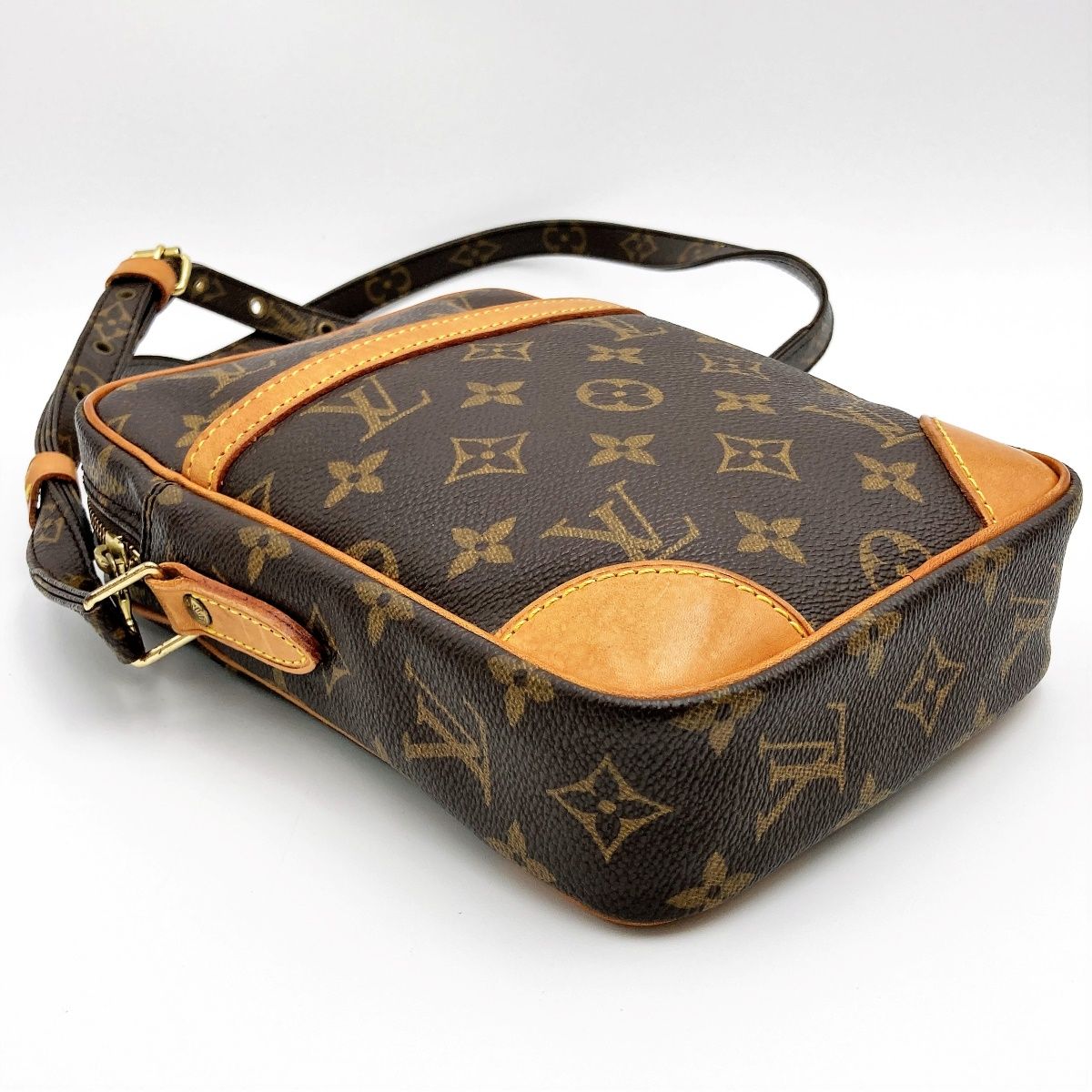 美品 LOUIS VUITTON ルイ・ヴィトン ダヌーブ ベタ無し モノグラム