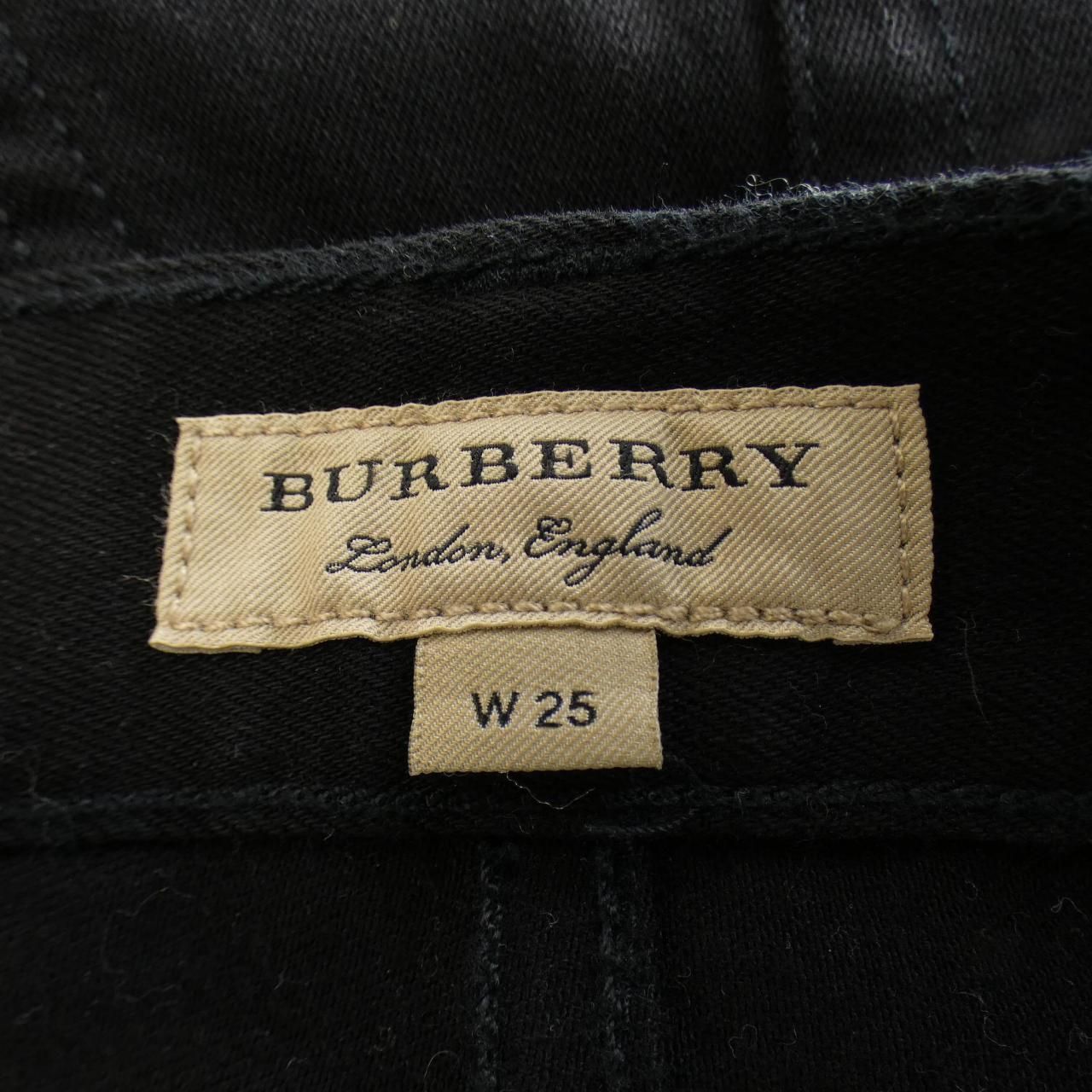 バーバリー BURBERRY