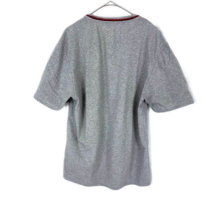モンクレール MONCLER VネックTシャツ ライン ロゴワッペン