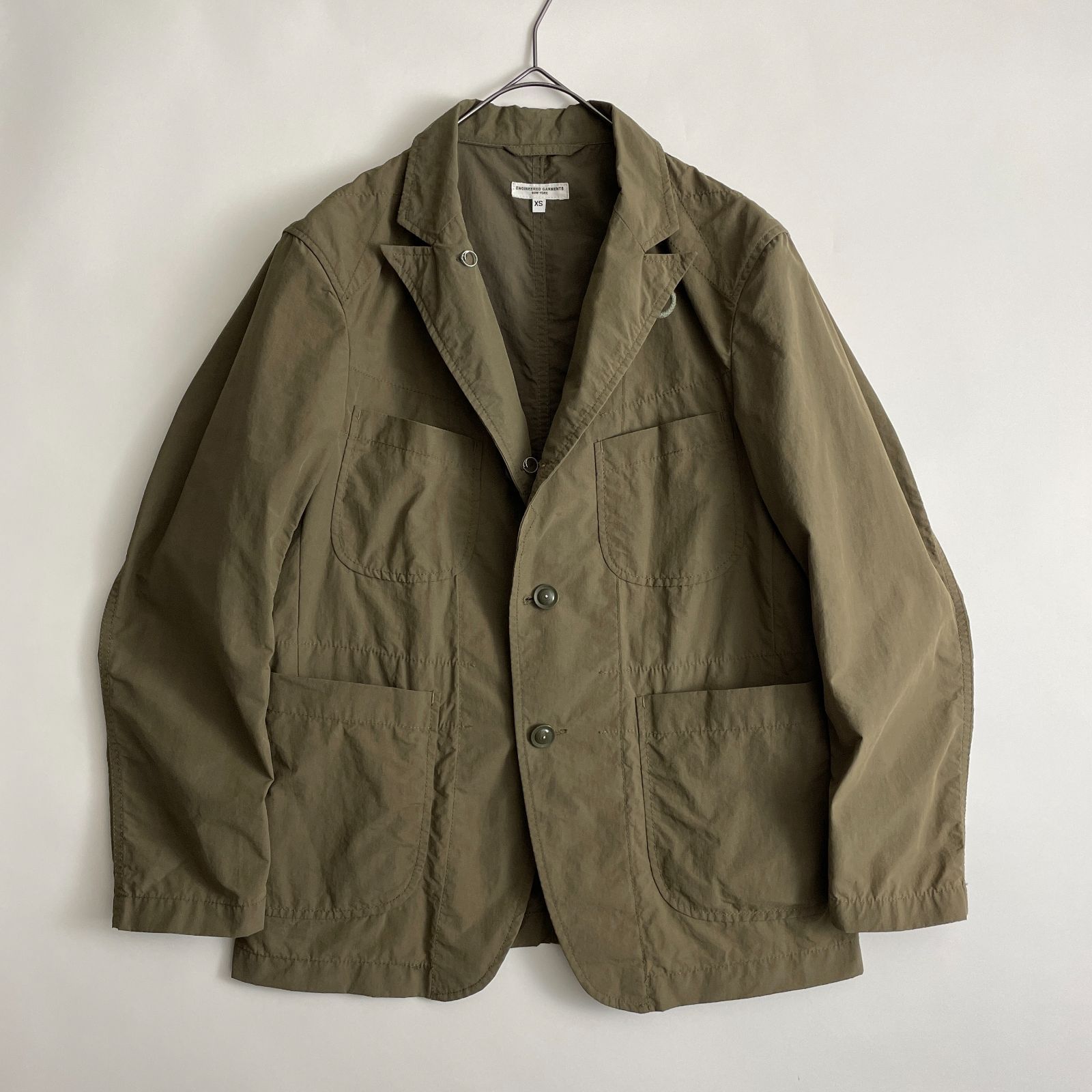 美品】ENGINEERED GARMENTS size/XS (q) -Bedford Jacket- エンジニアードガーメンツ 薄手 ベッドフォード ジャケット カーキ 米国製 - メルカリ