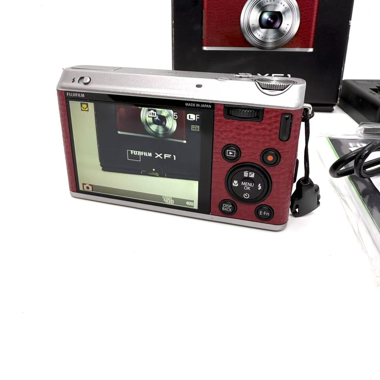 k*J様 FUJIFILM デジタルカメラ XF1 光学4倍 ブラウン FX-X Amazon.co.jp: FUJIFILM デジタルカメラ XF1 光学4倍 レッド F
