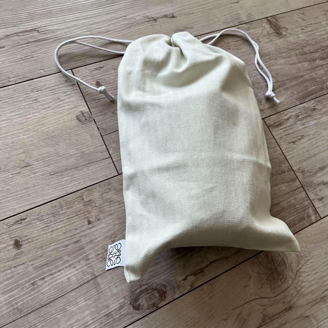 LOEWE / ショルダーバッグ/レザー/WHT/無地/c922y62x04// LOEWE◇ショルダーバッグ/レザー/WHT/無地/c922y62x04// LOEWE(ロエベ