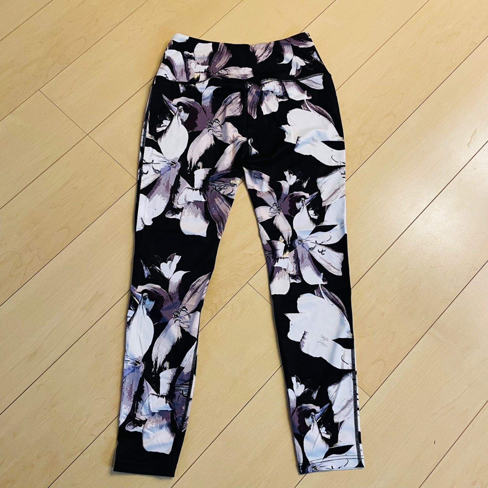 新品タグ付き】Be NY ヨガウェア レギンス Sサイズ♡ - メルカリ
