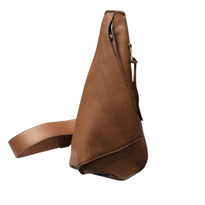 ロエベ LOEWE アントン スリングバッグ B511A09X06 コニャック カーフレザー メンズ ボディバッグ