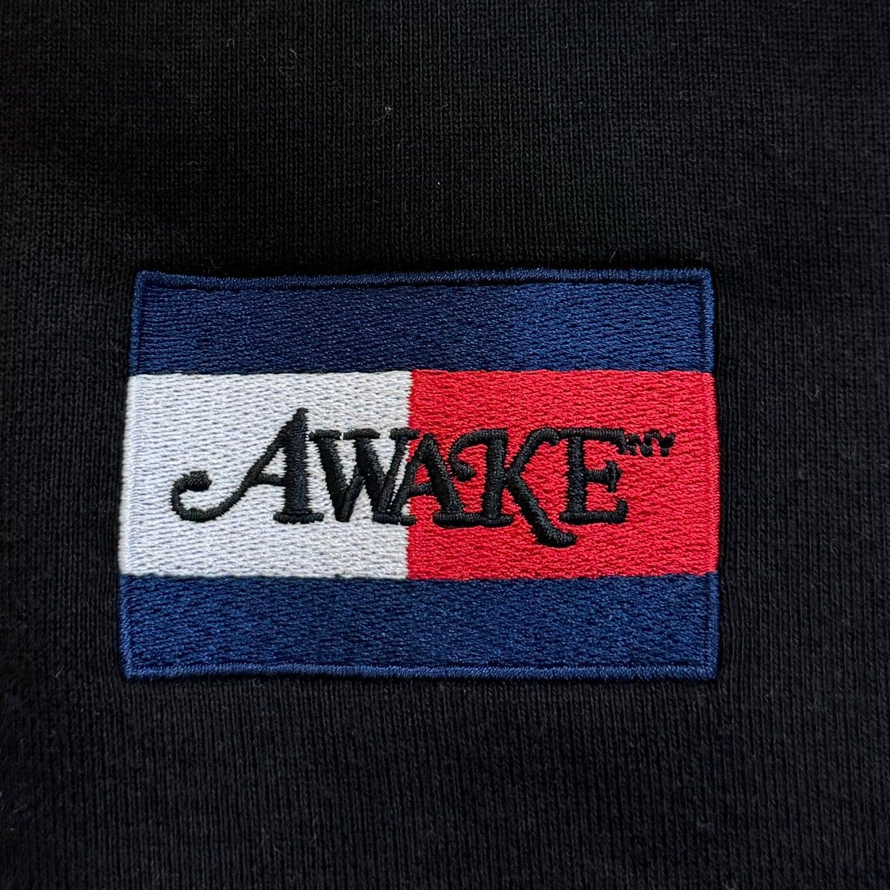 定価37400円 未使用品 Awake NY × Tommy Jeans コラボ クレスト 定価37400円 未使用品 Awake NY × Tommy Jeans コラボ クレスト