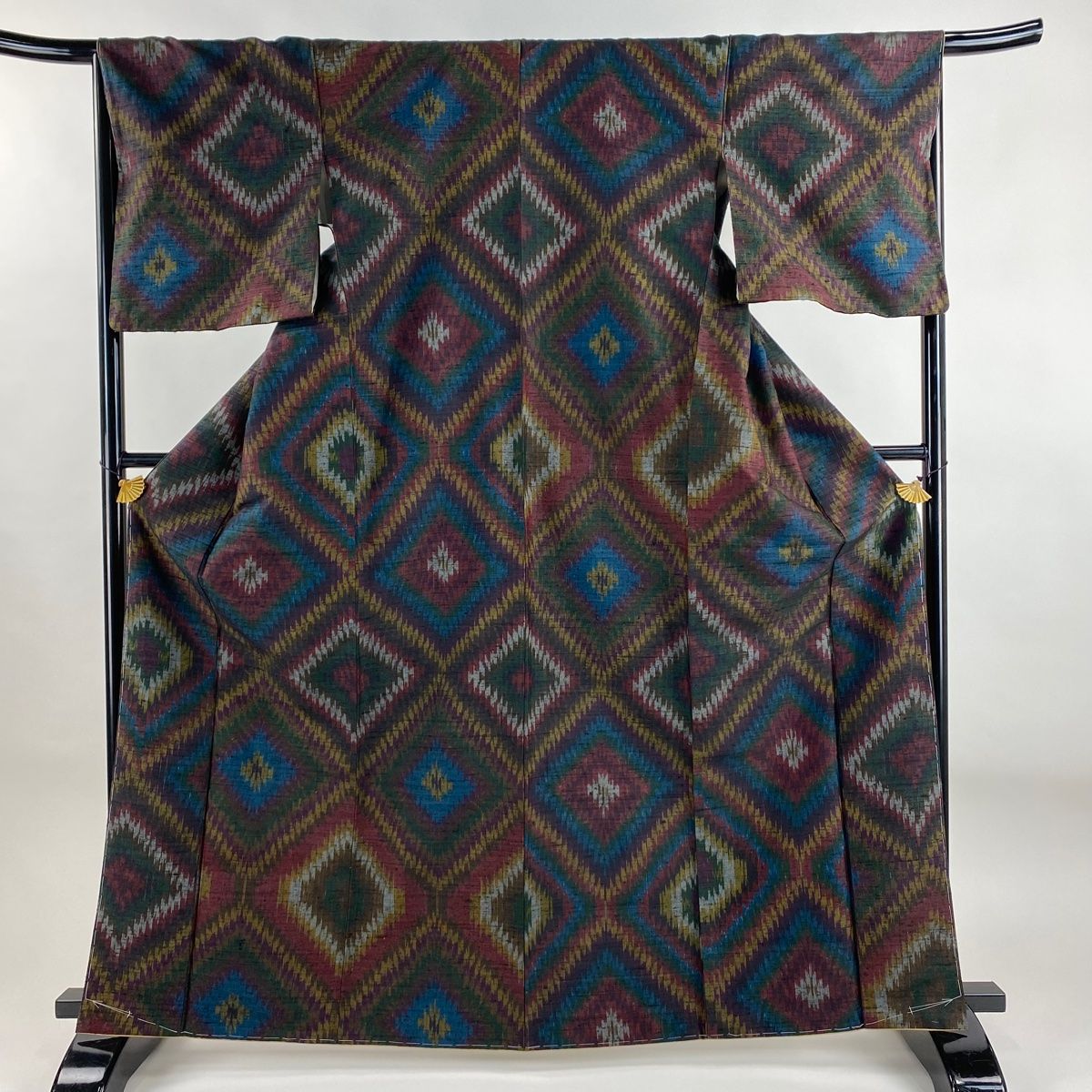紬 身丈165cm 裄丈65cm M 袷 インドの草木染 落款 菱 幾何学模様 濃紫 正絹 秀品
