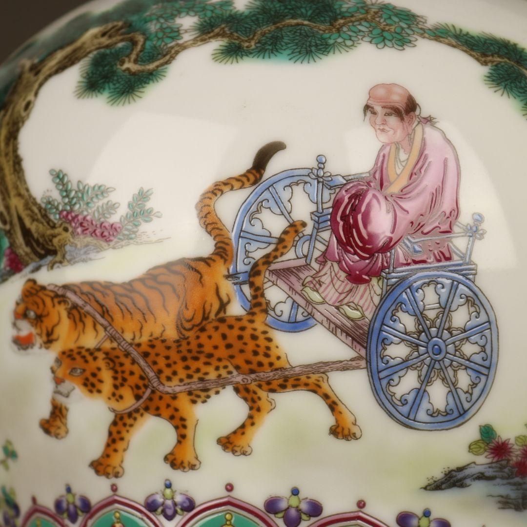 乾隆款琺瑯彩人物図磁の壺 景徳鎮 陶磁器 装飾品 現代工芸品