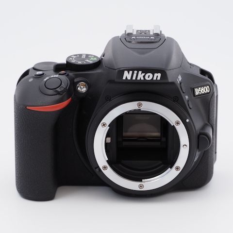 Nikon ニコン デジタル一眼レフカメラ D5600 ボディ ブラック D5600BK 