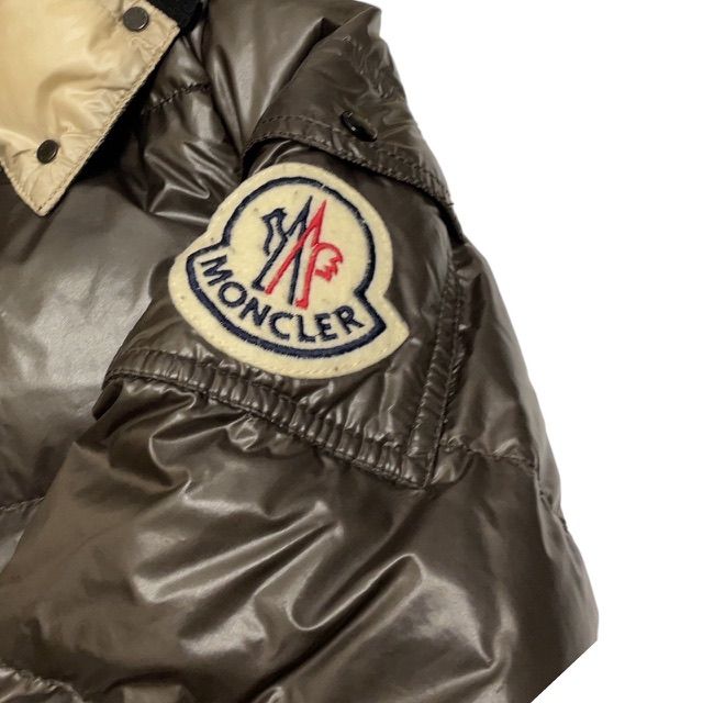 モンクレール MONCLER EVEREST ダウンジャケット 1 グレー モンクレール MONCLER EVEREST ダウンジャケット 1 グレー