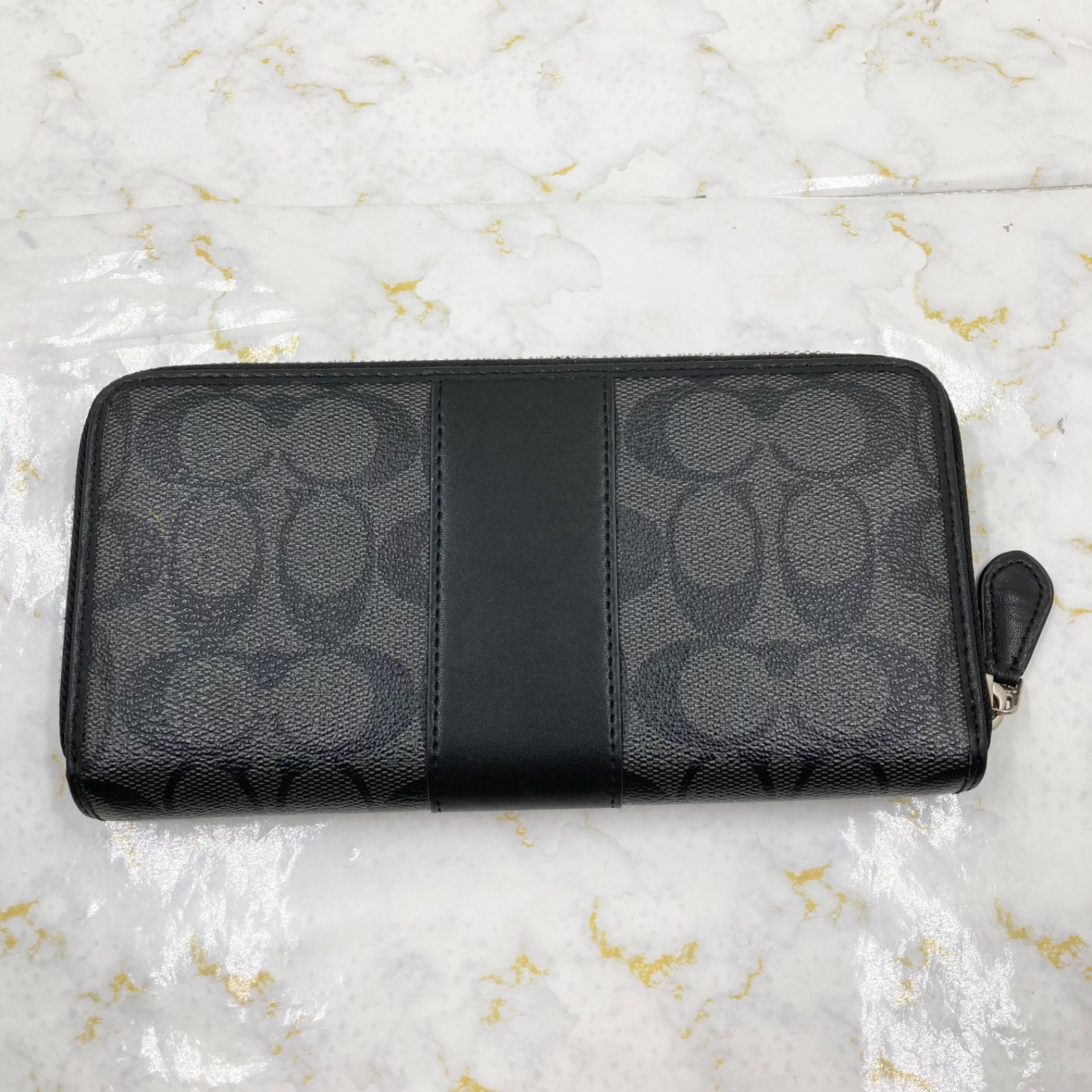新品未使用 ☆ COACH ☆ ブラックレザー ラウンドジップ 長財布 未使用coach コーチ長財布ラウンドジップブラック黒レザーメンズ