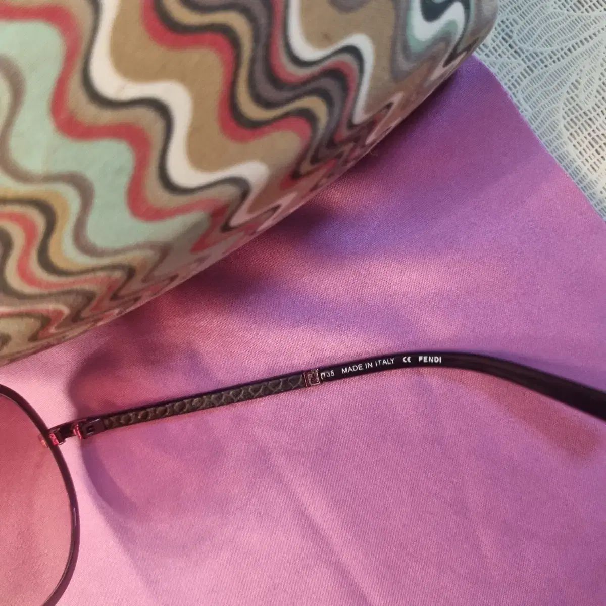 FENDI フェンディ