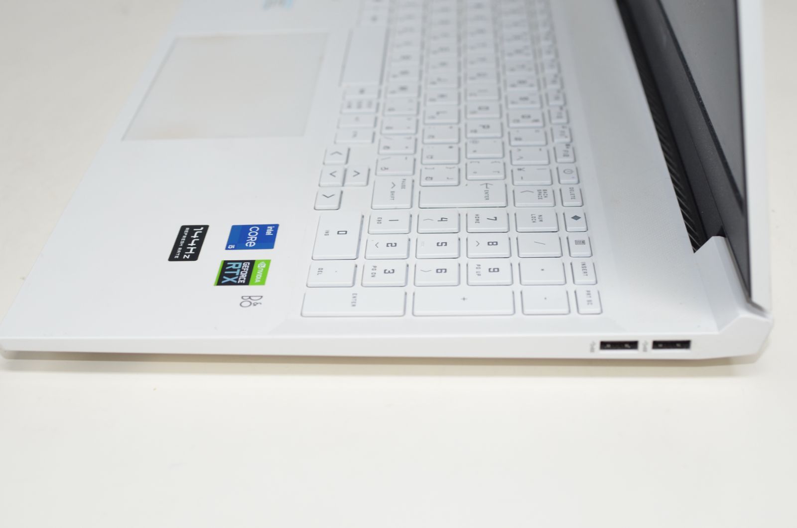 i5-11400H|SSD512GB|メモリー16GB|RTX3050 Ti|16.1インチ