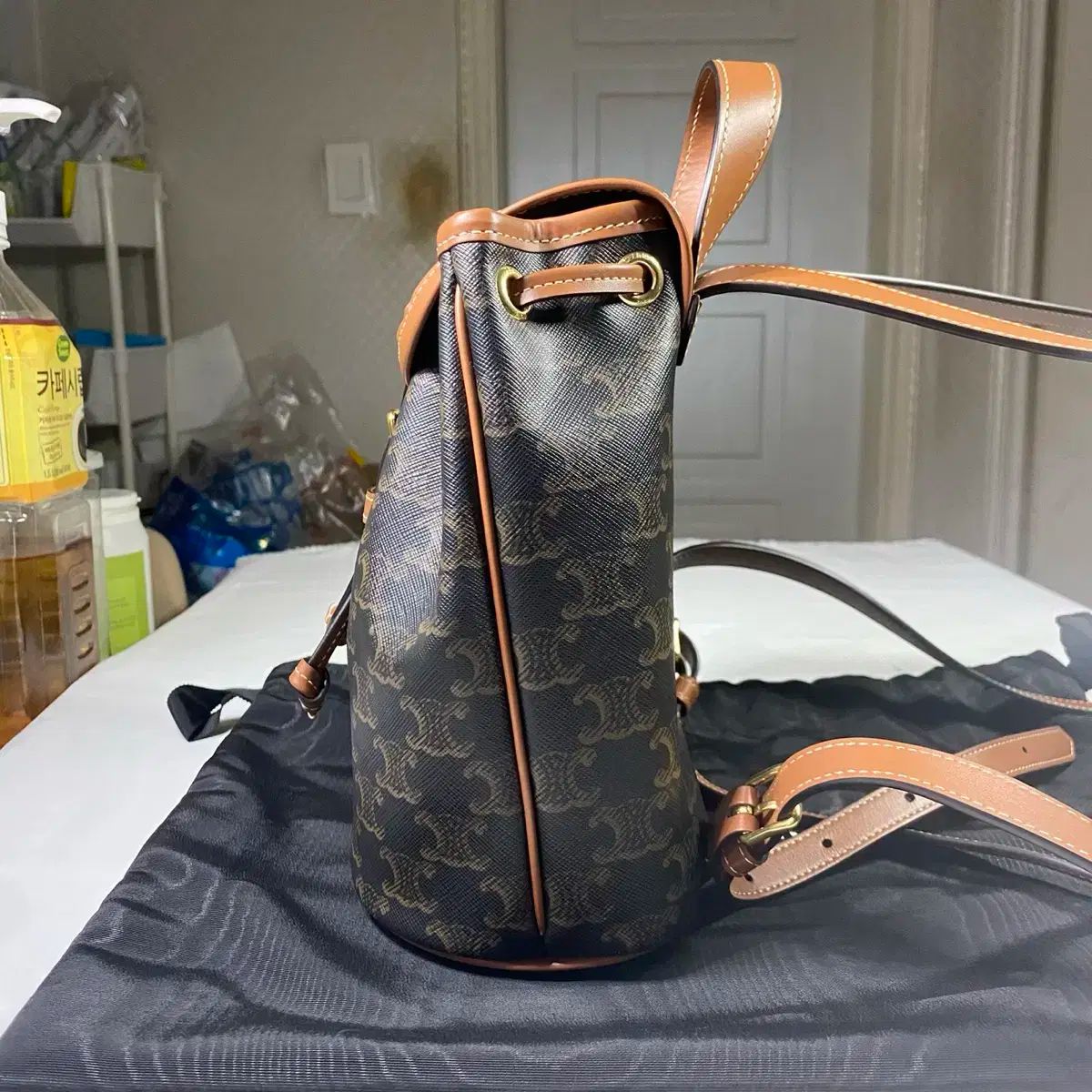 ジャンク品（要修理）CELINEセリーヌ　リュック CELINE 未使用品 セリーヌ バックパック リュック ラージ