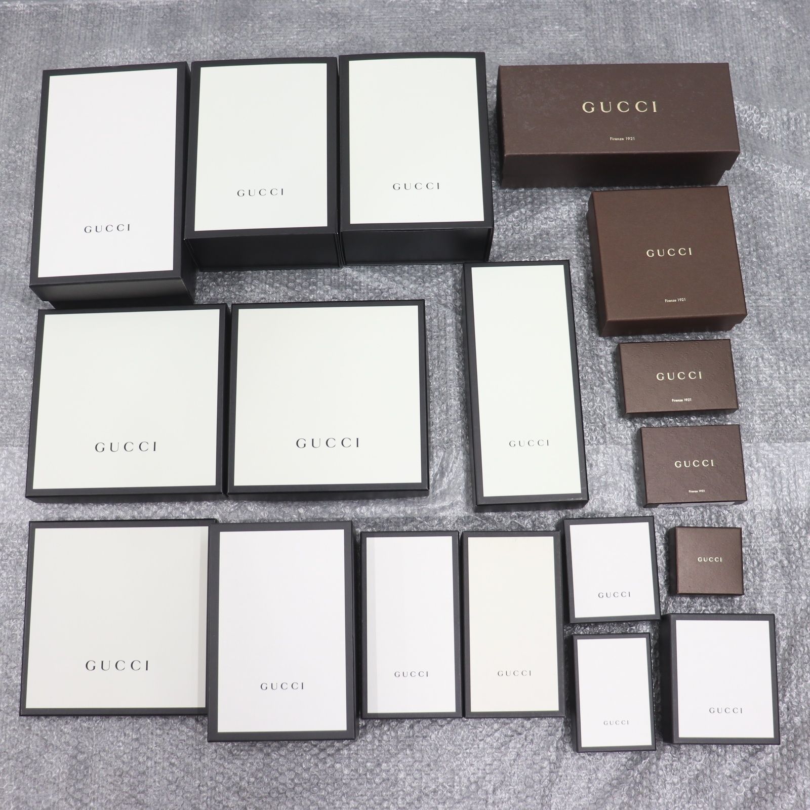 GUCCI グッチ　BOX ケース　空箱　箱　ショッパー　布袋 GUCCI グッチ 空き箱 空箱 ショッパー 化粧箱 ブランド紙袋