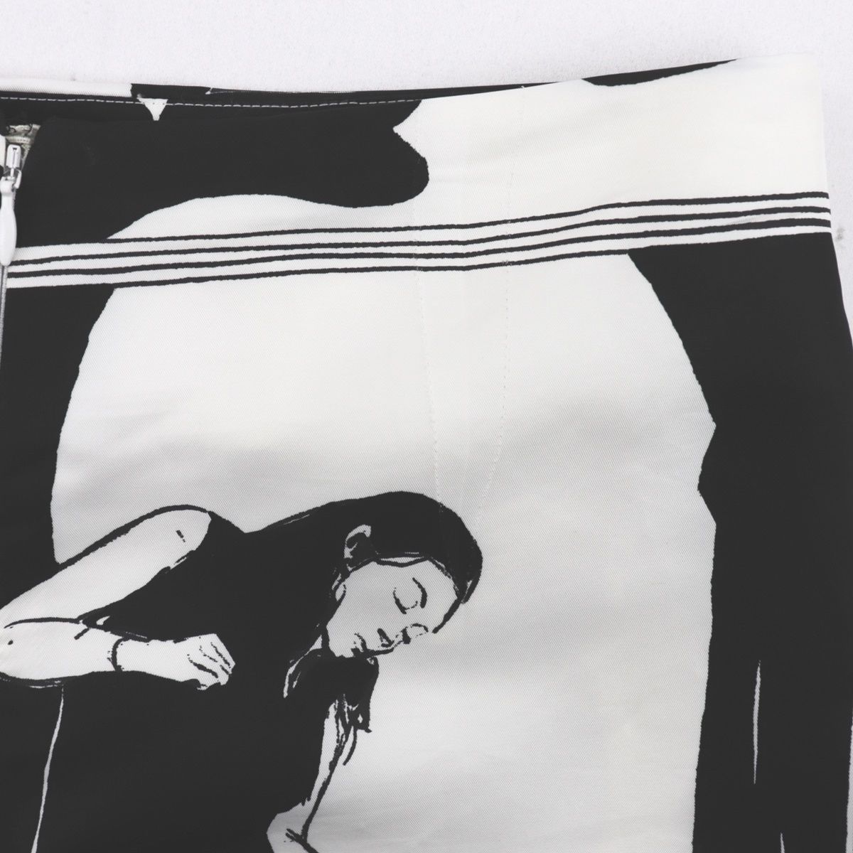 国内発送【Jil Sander】プリントスカート Jil Sander レース スカート | ブラック | FARFETCH JP