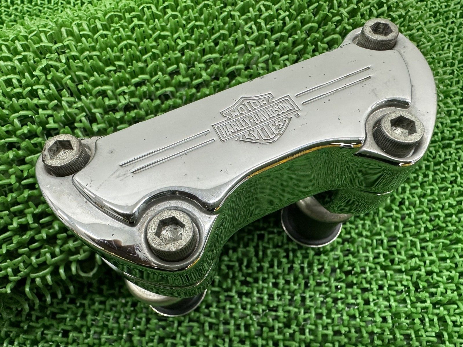 ソフテイル ハンドルポスト 56567 ハーレー 純正 バイク 部品 1インチ 