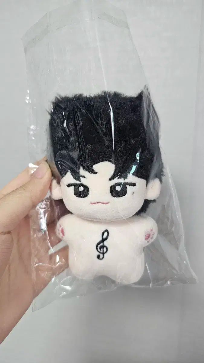 Seventeen セブチ　Woozi ウジ　ぬいぐるみ　トレカホルダー Seventeen セブチ Woozi ウジ ぬいぐるみ トレカホルダー - メルカリ