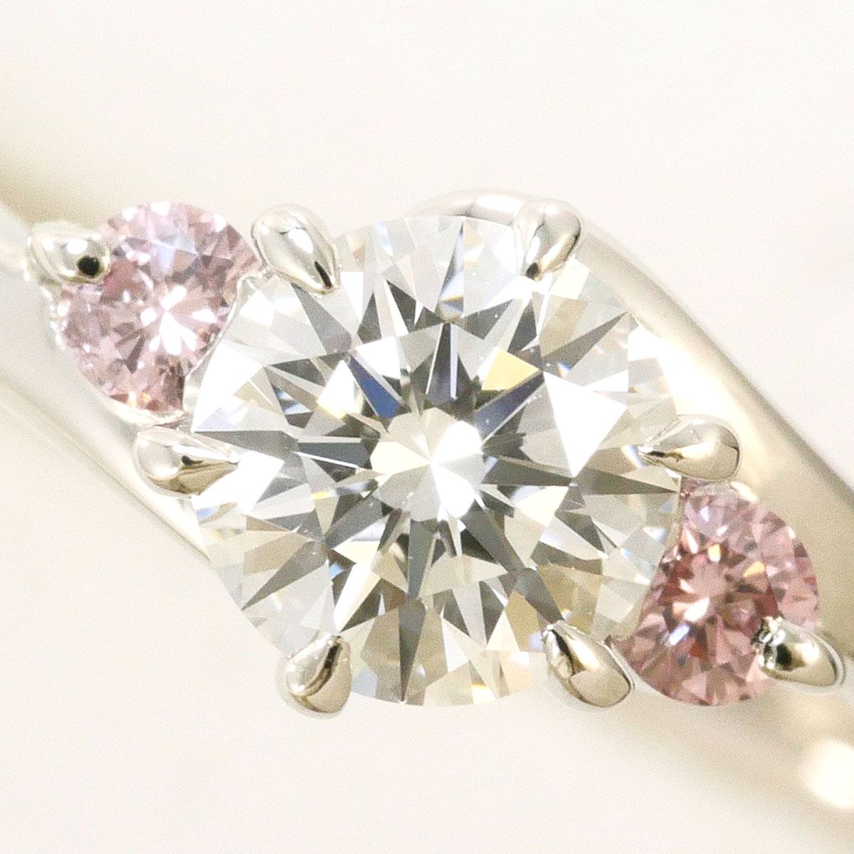 PT900 プラチナ リング・指輪 11号 ダイヤモンド 0.304 ct ピンク 