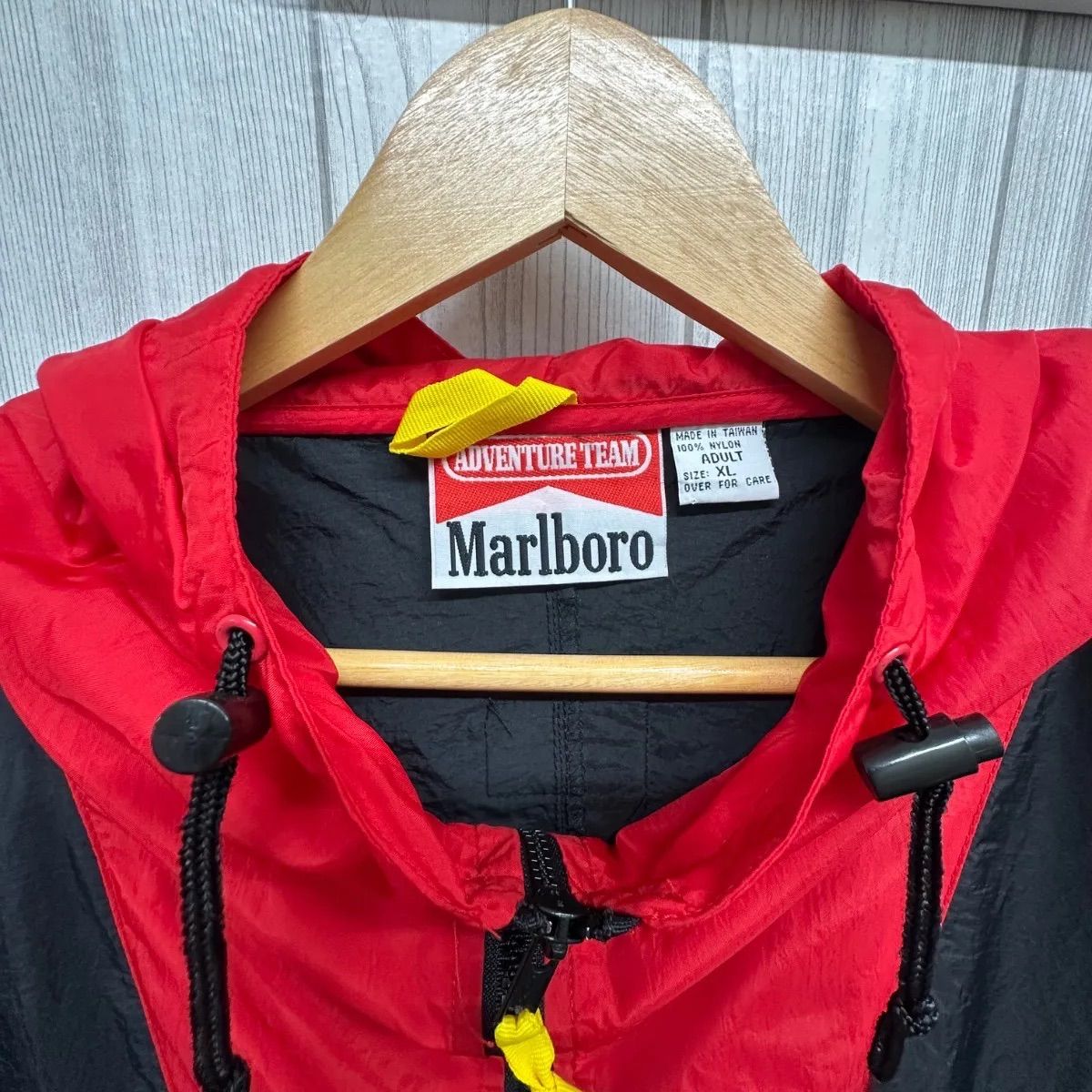 Marlboro マルボロ ナイロンジャケット - メルカリ