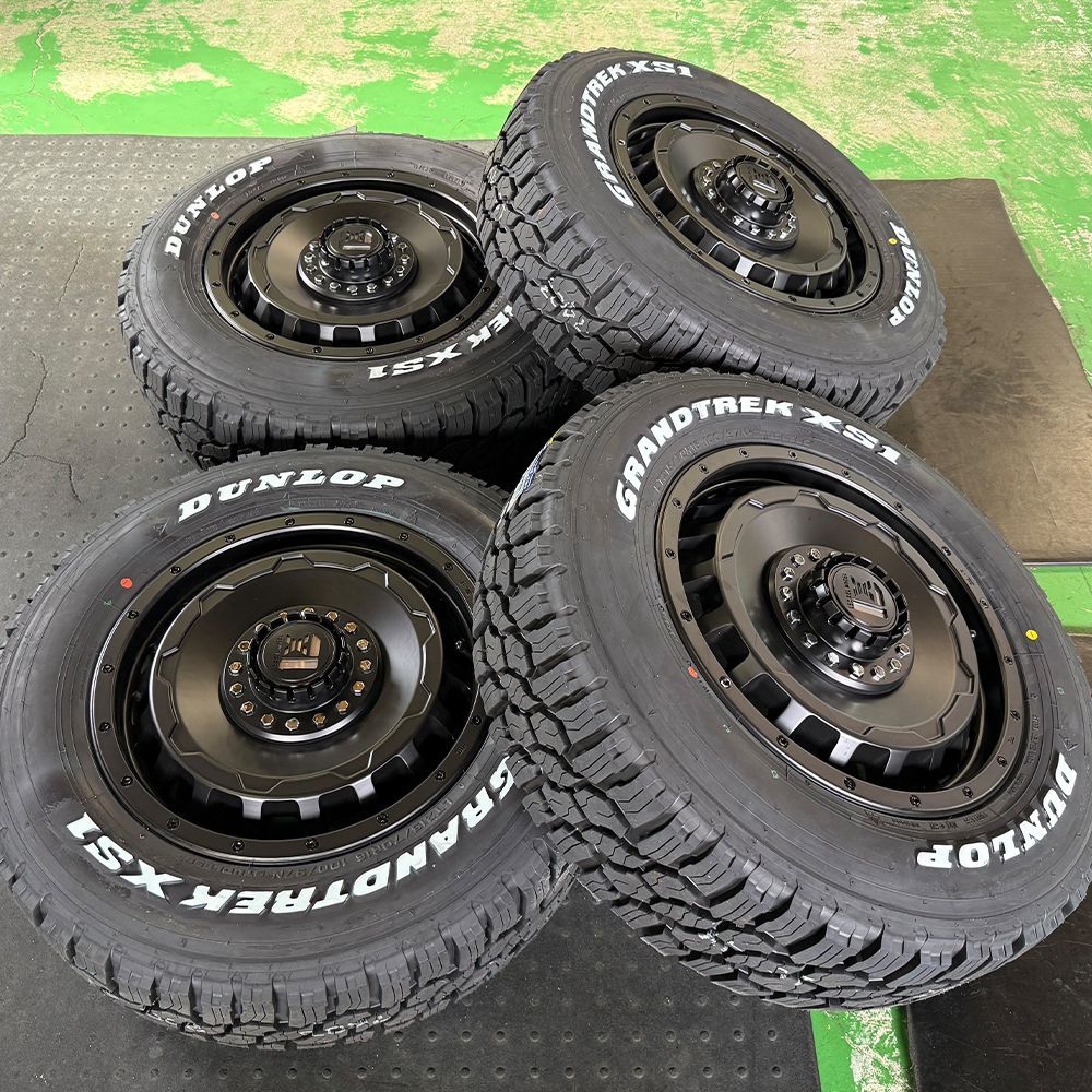 デリカD5 デリカd5 スタッドレス ダンロップ グラントレック XS1 215