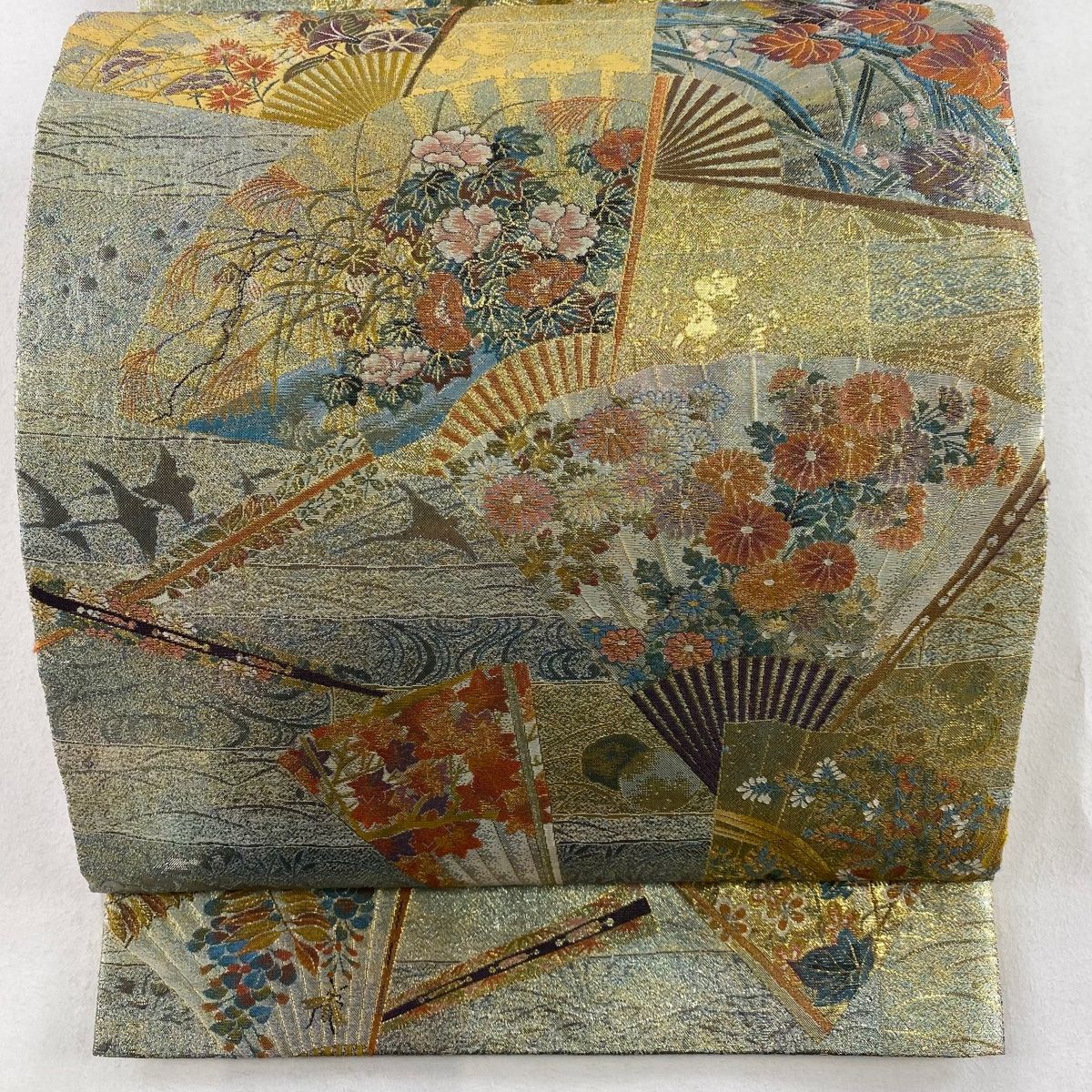 袋帯 美品 名品 扇 草花 金銀糸 箔 金色 お太鼓柄 正絹 【】