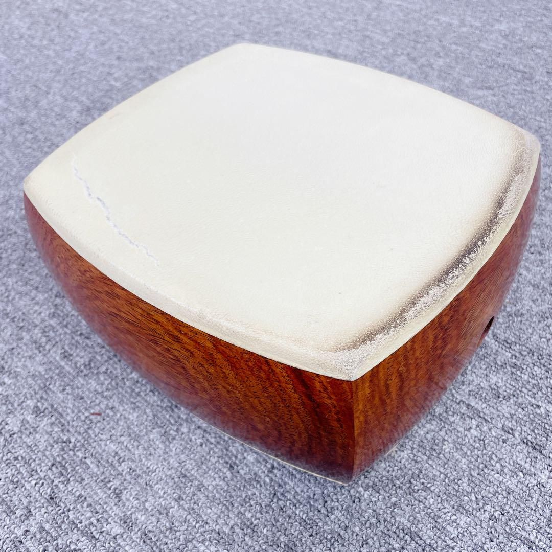 三味線 中棹 紅木 一本溝 犬皮 子持ち綾杉彫り 和楽器 三味線 紅木 子持ち綾杉胴 一本溝 K18 犬皮 細棹 和楽器 - メルカリ