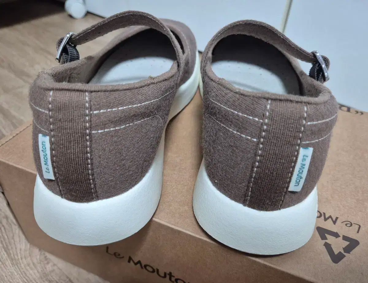 ルメトウ レッツ メリージェーン スニーカー ブラウン 255