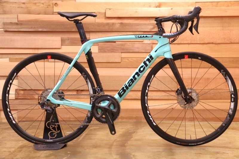 Bianchi 2020 OLTRE XR3 完成車 8050 Di2 Disc Bianchi 2020 OLTRE XR3 完成車 8050 Di2 Disc