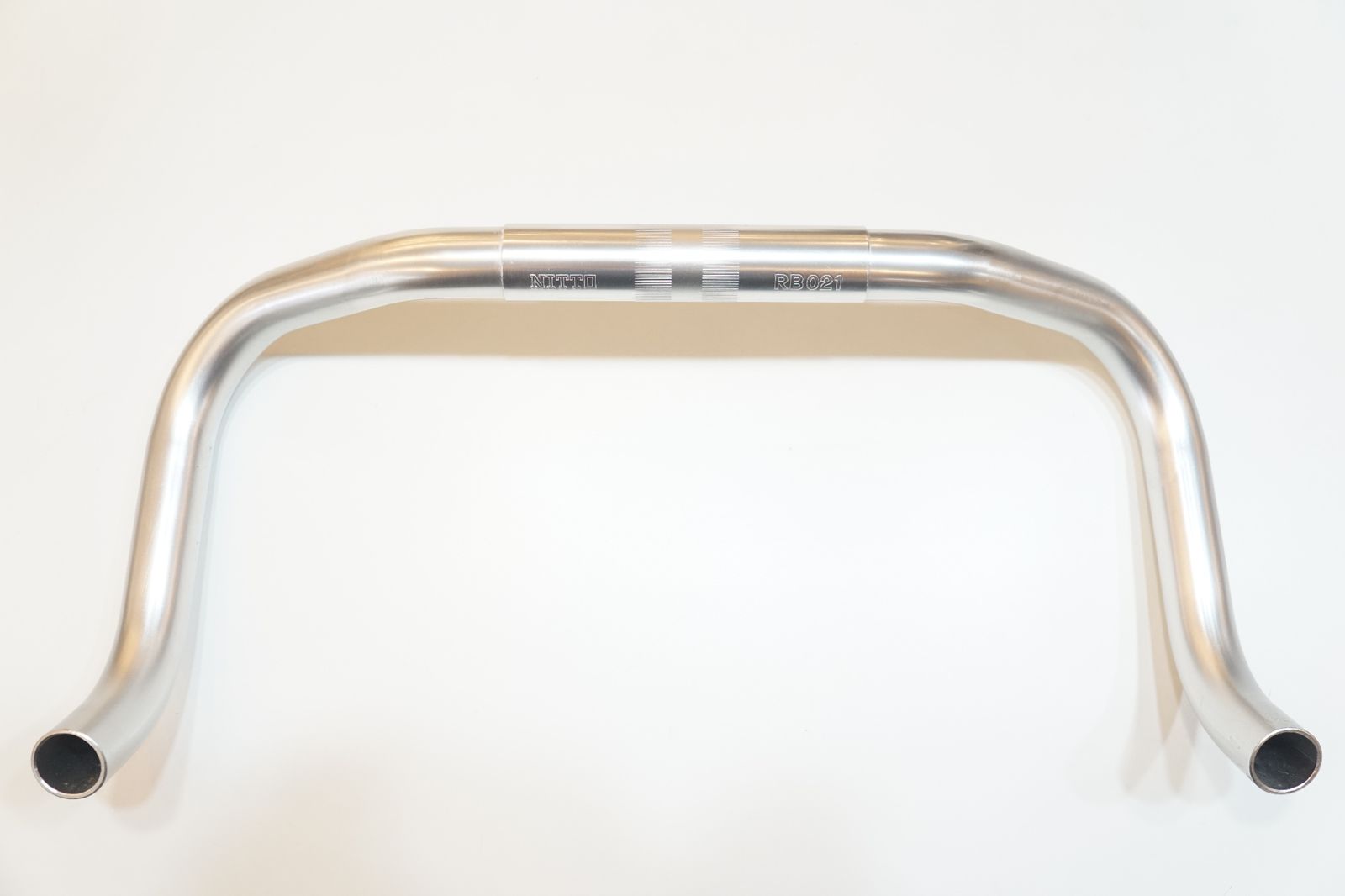NITTO 「ニットー」 RB021 φ26.0 380mm ブルホーン ハンドル