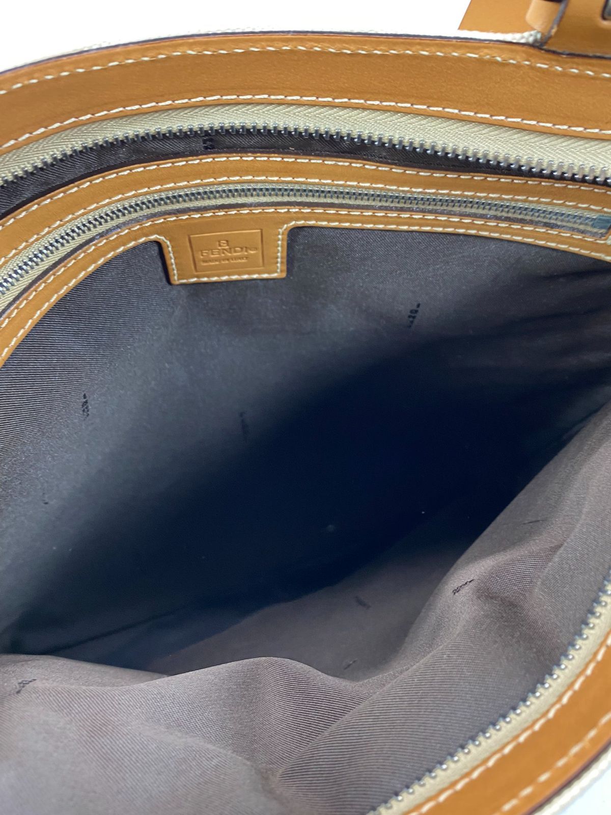 FENDI フェンディ ショルダーバッグ FFロゴ キャンバス 管理番号 FENDI フェンディ ショルダーバッグ FFロゴ キャンバス 管理番号